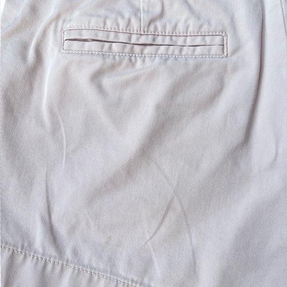 J.Crew 3 Inch Chino Short Low Rise City Fit in Light Pink - Size 4 - Picture 9 of 12